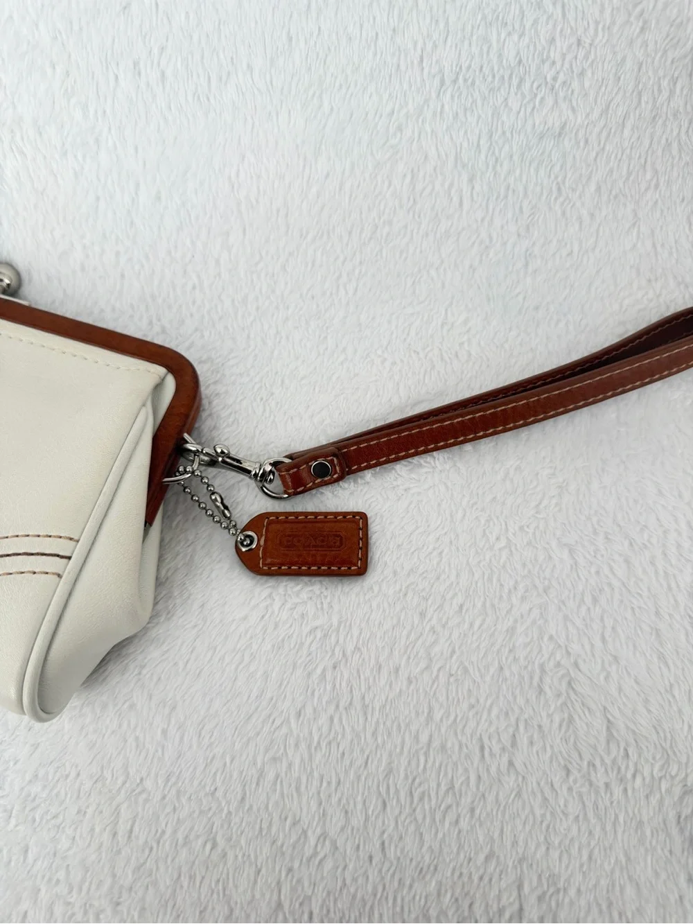 Coach Vintage Leather Soho Kisslock Framed Clutch